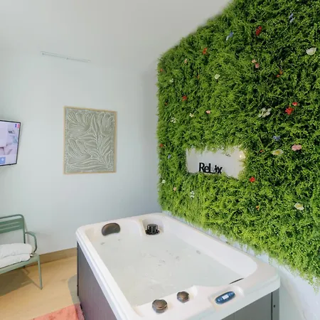 Hotel Urban Style Victoria Boutique 4*