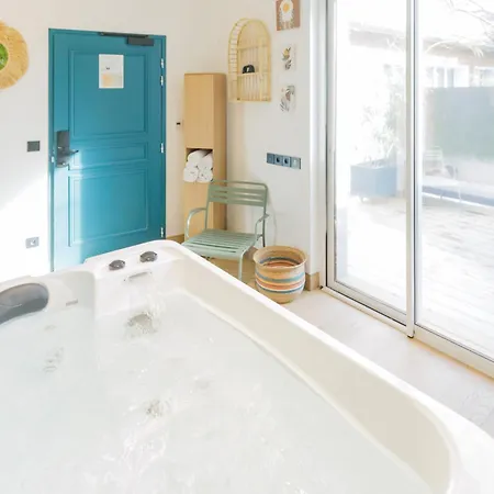 Urban Style Victoria Boutique Hotel