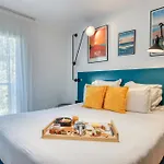 Urban Style Victoria Boutique Hotel